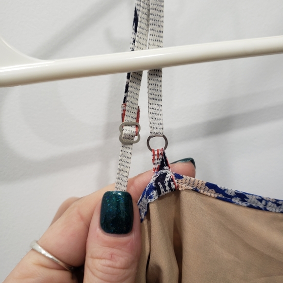 BCBGMAXAZRIA Kassidee Silk Tank - Picture 7 of 13